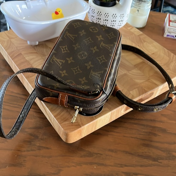 LOUIS VUITTON MARLY BANDOULIERE SHOULDER BAG MONOGRAM W/DUSTBAG - Picture 8 of 14